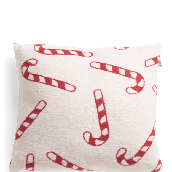 Made in Portugal Christmas candy cane 20 x 22 pack pillows - Picture 2 of 8
